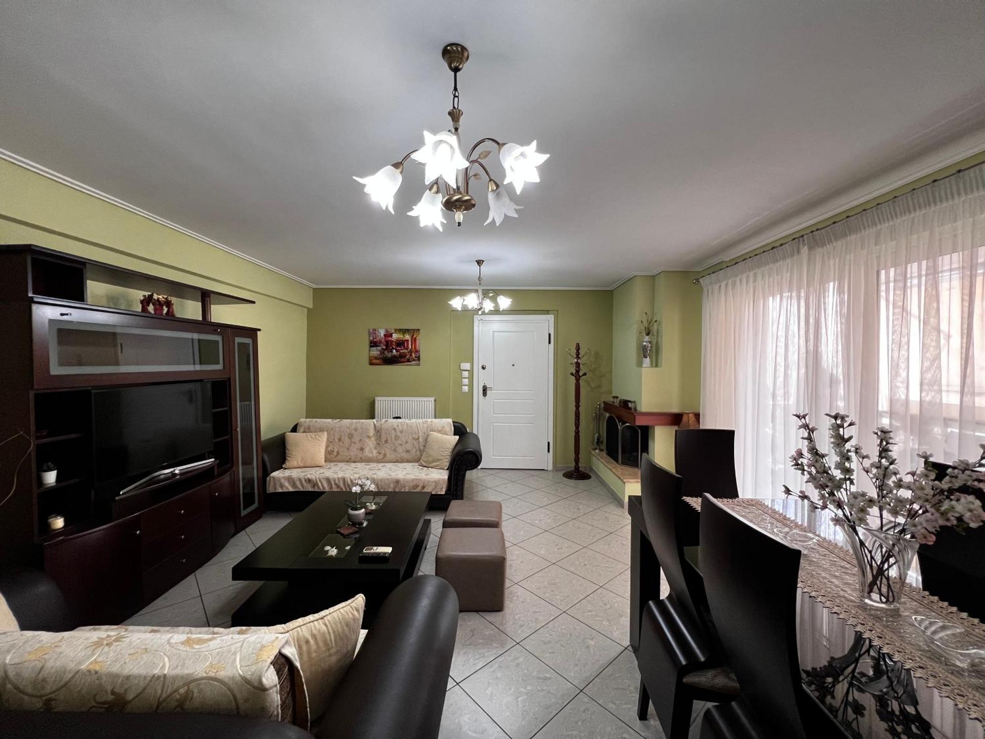 Premium Apartment In Халкис Екстериор снимка